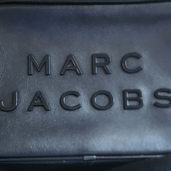 MARC JACOBS 3D Camera Crossbody Bag - Picture 4 of 15